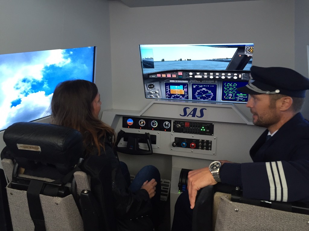 SAS havde stillet en flysimulator op på Folkemødet og satte desuden uddannelse af nye piloter til debat. Foto: Andreas Krog.