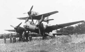 Tirstrup Lufthavn blev i slutningen af 1944 som hjembase for de eksperimentielle Mistel-bombefly, hvor piloten sad i jagerflyet og kunne frigøre bombeflyet, som var fyldt med sprængstof. 